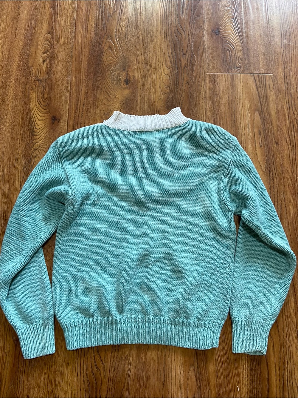 Vintage Jantzen Cream Yoke with Mint Body Floral Knit Sweater with wear - Picture 3 of 9